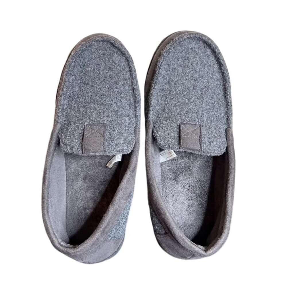 Roundtree & Yorke Men's Gray Slippers Cozy Size Medium (9-10) Machine Washable